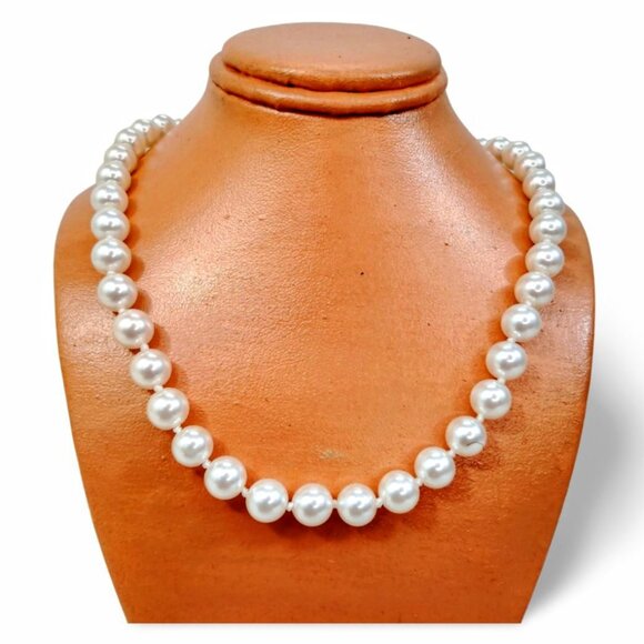 Classic 19” Vintage Faux Imitation Pearl Strand Estate Necklace JW1539 - Picture 4 of 5